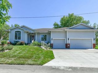 22 Willow Point Dr, Ashland, NE 68003