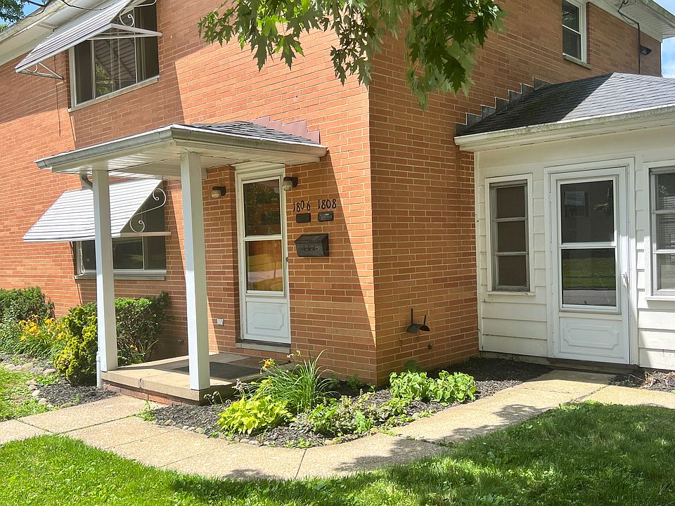 Enclosed patio
