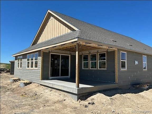 2nd image of 39485 Gwinett Circle