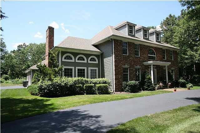 1st image of 1810 Hidden Pond Ln