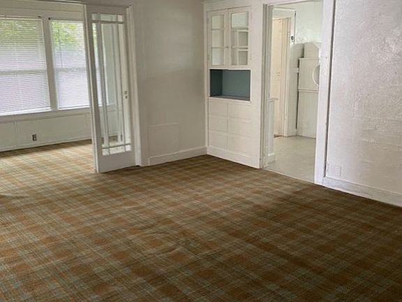 4th image of 590 W 12th Ave APT 6