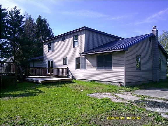 4th image of 35774 Sayre Rd
