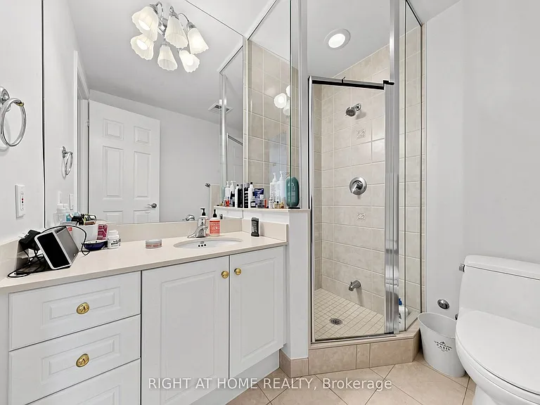 123 Eglinton Ave E #Penthouse 4 — Photo 33