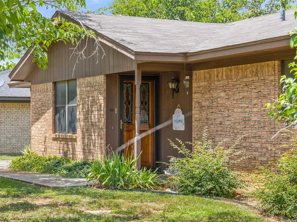 124 Bowie Cir, Brownwood, TX 76801