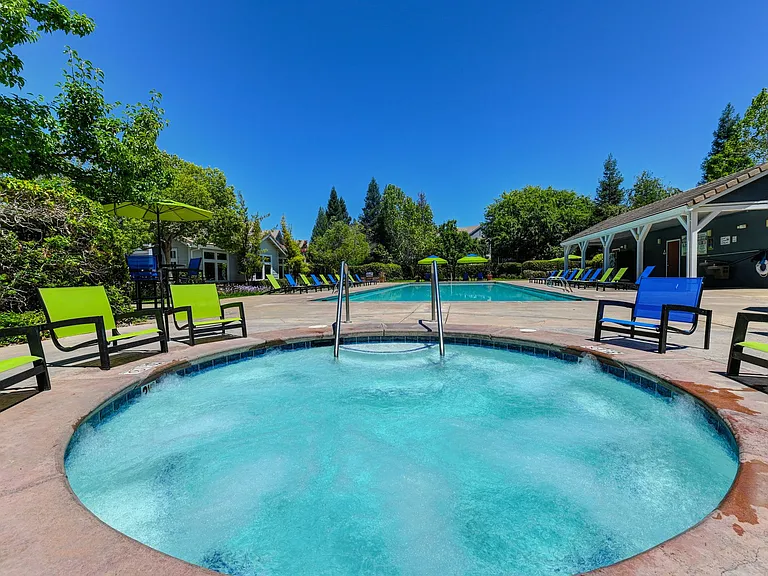 Rocklin Ranch Bubbly Spa