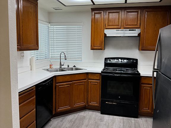 4th image of 22719 Lakeway Dr Unit 397