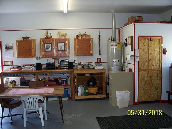 4th image of 708 N Crook Ave