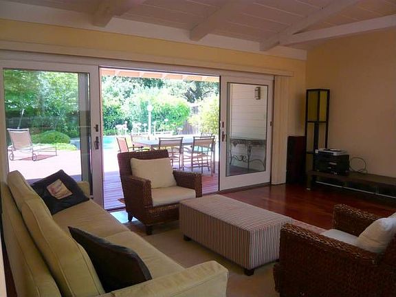 family room 2