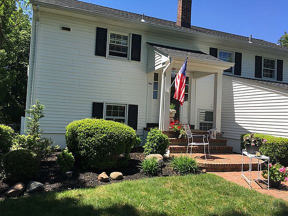 2nd image of 1 Kincaid Ct