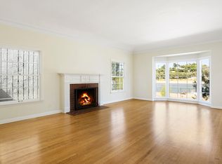 2351 W Silver Lake Dr, Los Angeles, CA 90039