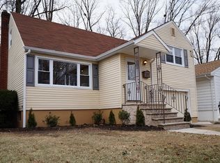 507 Carnegie St, Linden, NJ 07036