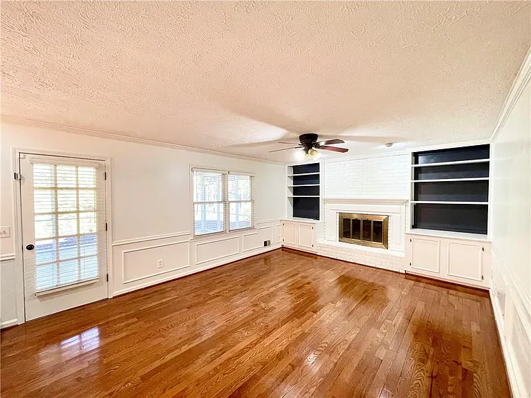 2395 Brownstone Ct — Photo 21