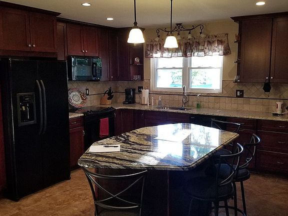 5th image of 9240 Buxton Dr