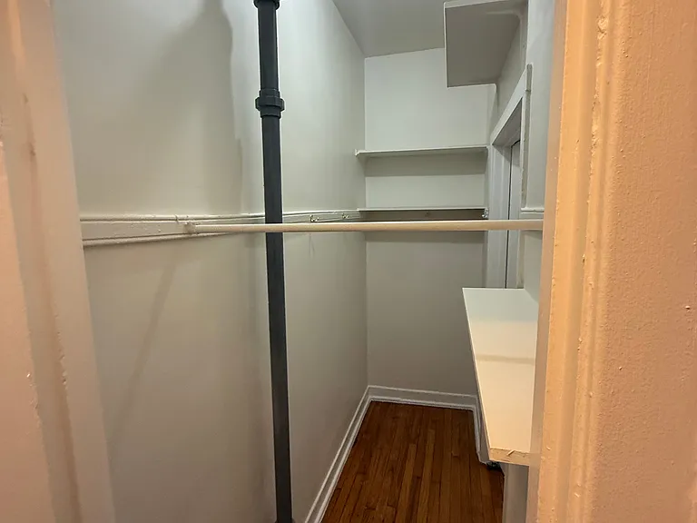 3154-56 W Belle Plaine Ave #56-GDN — Photo 9