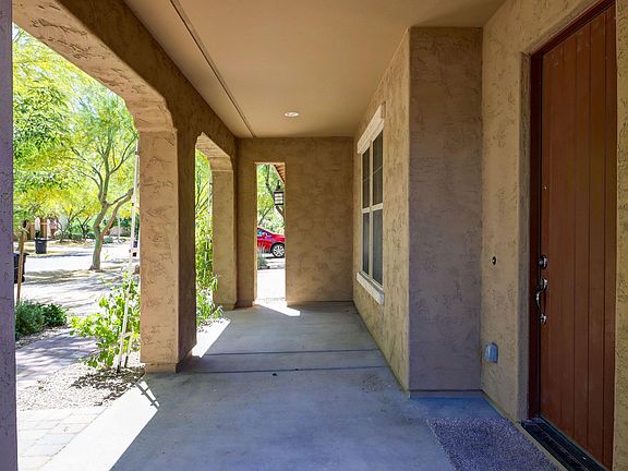 4th image of 3932 E San Carlos Pl