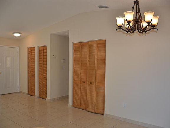 3rd image of 5265 NW 195th Ter