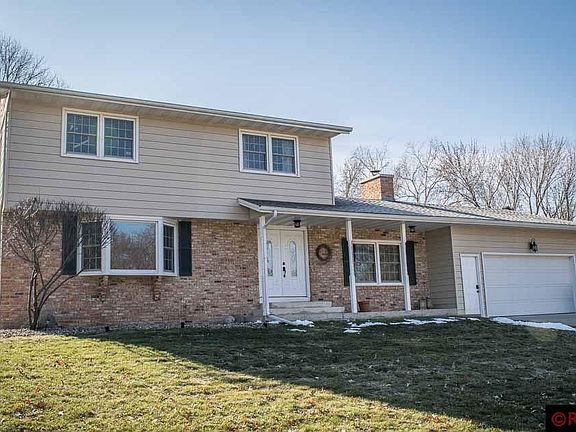 2nd image of 151 Outer Dr