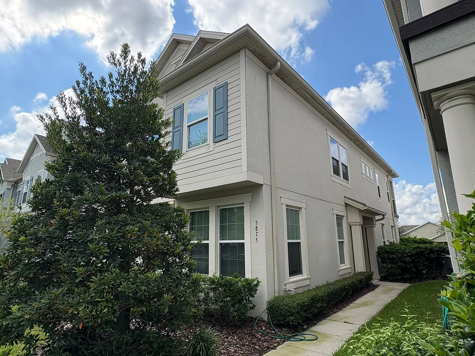 2 bed, 2.5 bath, 1800 sqft, $2,650 — Photo 2