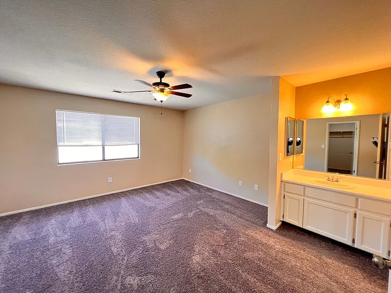 8111 Laborough Dr — Photo 14