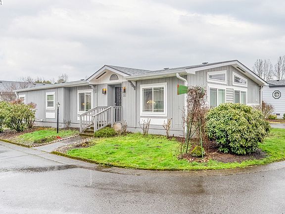 2nd image of 5102 NE 121st Ave Unit 35
