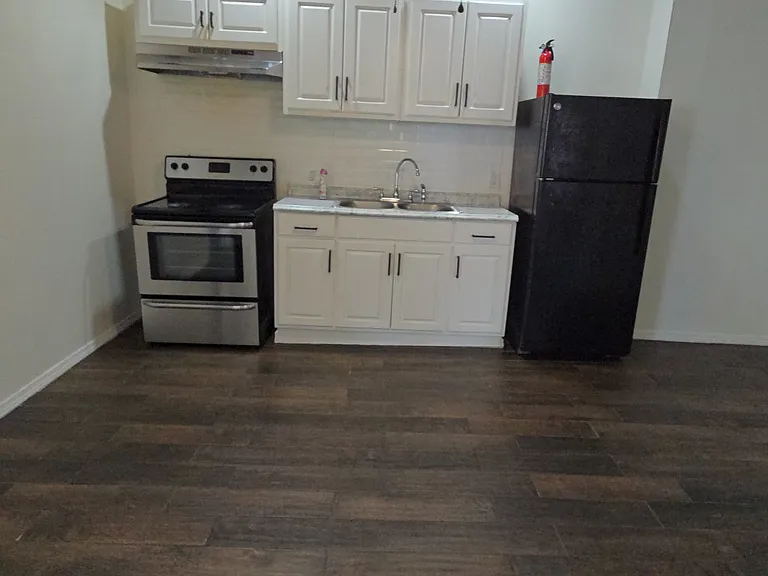 1119 Main Ave — Photo 4