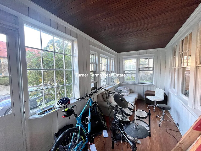 Saint Clements Rd — Photo 4