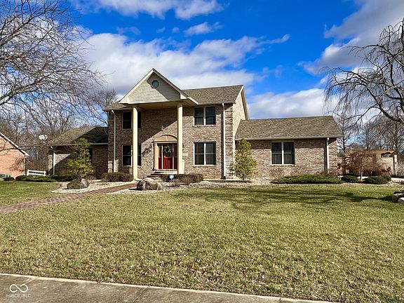 2nd image of 661 Whittier Dr