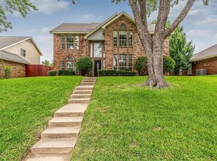 1412 Dudley Dr, Carrollton, TX 75007