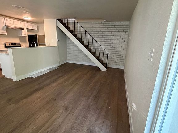 4th image of 5966 Walerga Rd APT 3