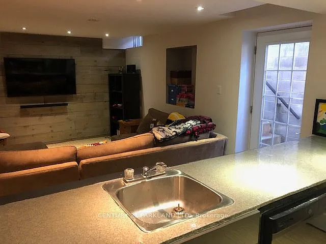 32 Attridge Dr #BASEMENT — Photo 3