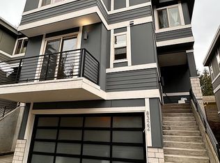 8322 120th Ave NE UNIT 3, Kirkland, WA 98033
