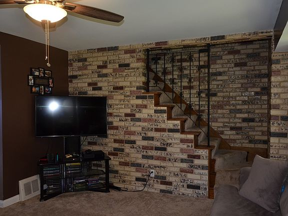 4th image of 1454 Wentworth Ave