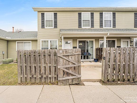 5th image of 3020 Roundtree Blvd #14