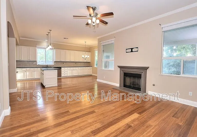 2040 San Esteban Cir — Photo 3