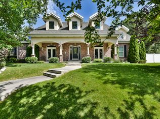 1044 W Park Palisade Dr, South Jordan, UT 84095