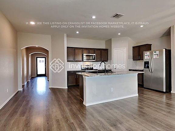 5th image of 708 Saddle Horn Way
