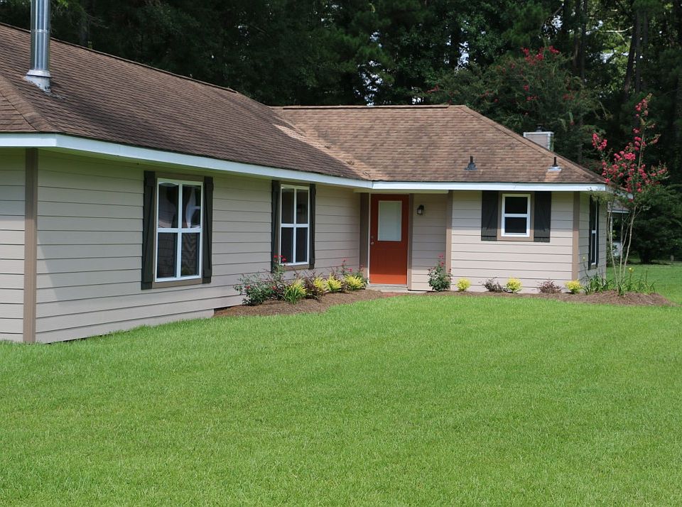 1st image of 28545 Norwood Dr