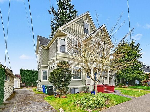 4th image of 5525 Woodlawn Ave N
