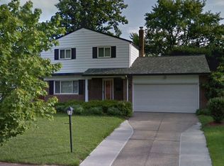 6669 Crenshaw Dr, Parma Heights, OH 44130