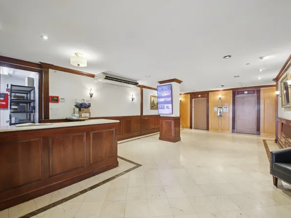 10 Huron Avenue image 31 of 37