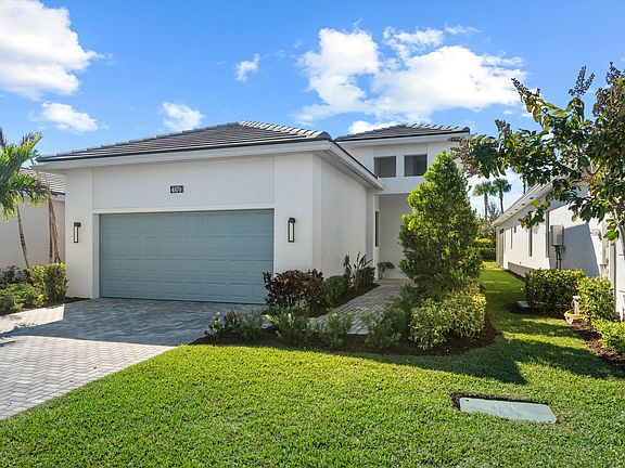 3rd image of 4870 Saint Armands Way