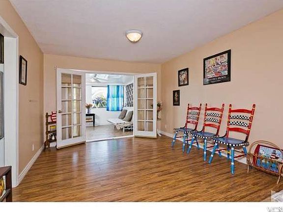 5th image of 105 Gorrion Ave