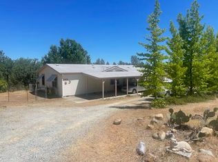 11411 Cactus Ln, Redding, CA 96003