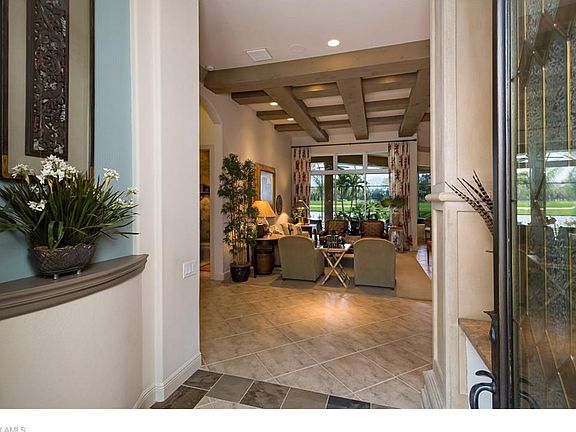2nd image of 2968 Gardens Blvd