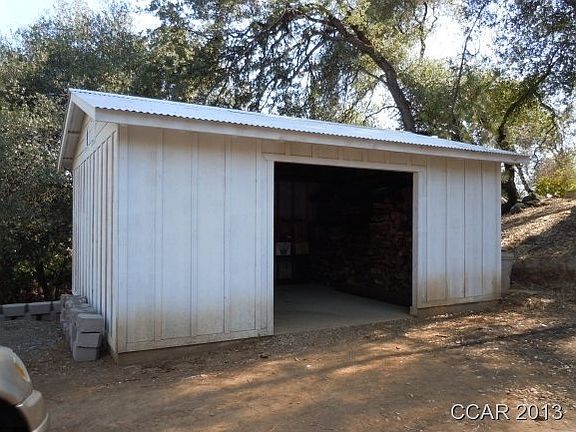 4th image of 208 Sunny Hills Ln