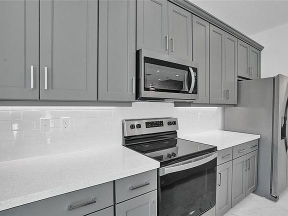 4th image of 616 Parsons Way #616