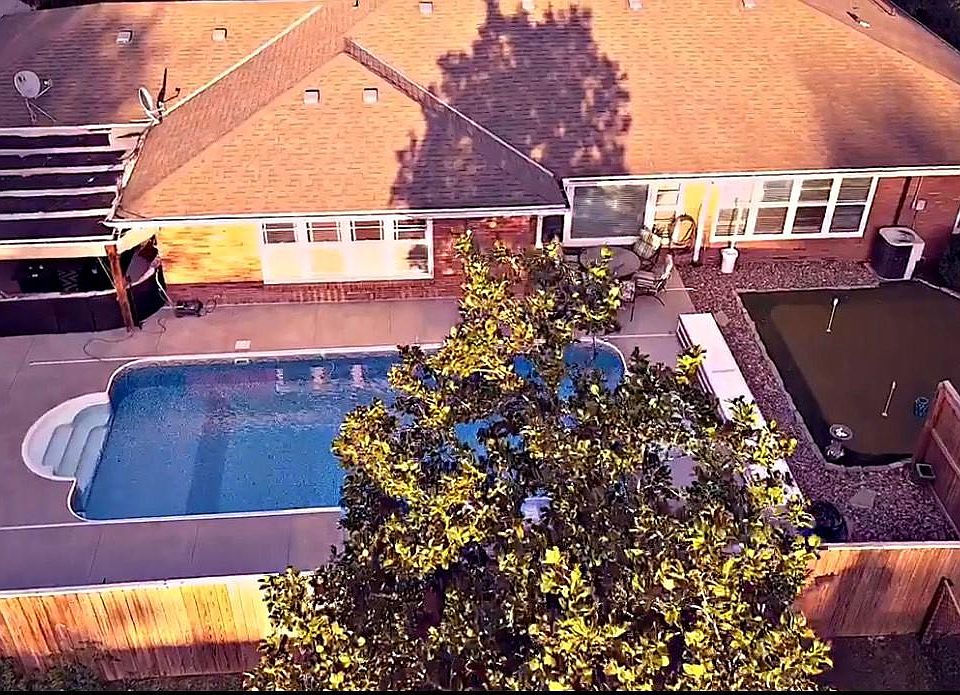 1st image of 2532 N 26th St