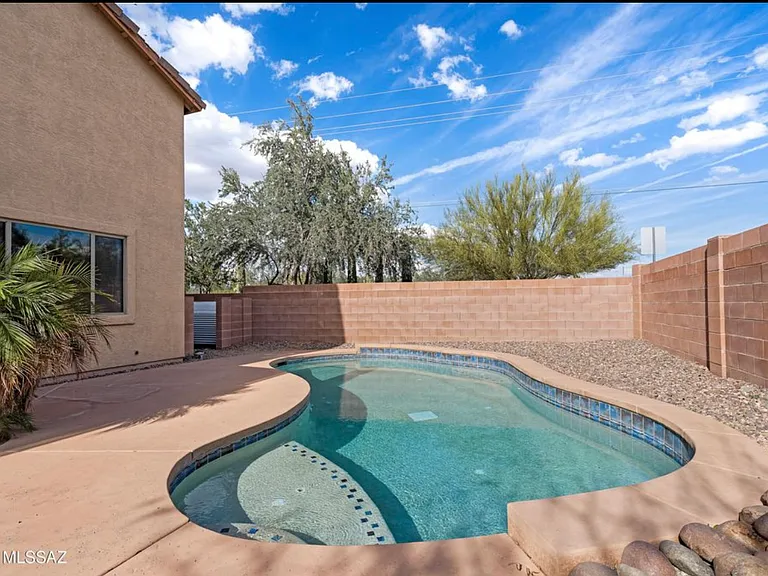 8380 N Weston Pl — Photo 8