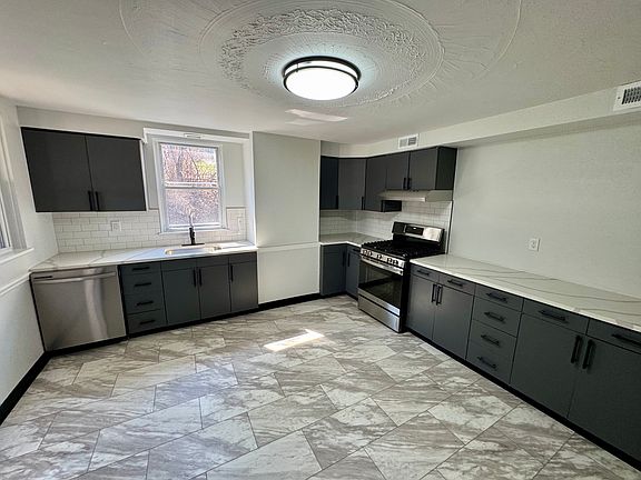 4th image of 3552 Melwood Ave APT 2
