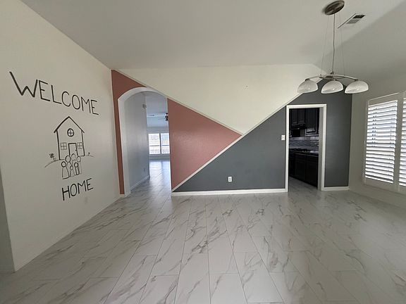 4th image of 4708 Hatton Dr